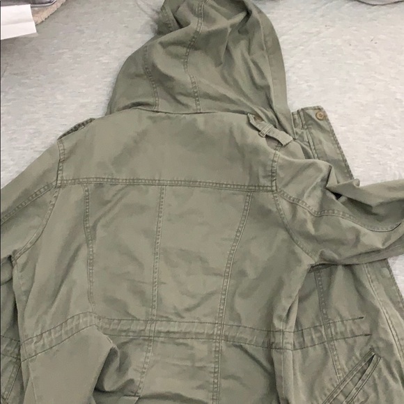 Hooded army green jacket - Picture 2 of 2